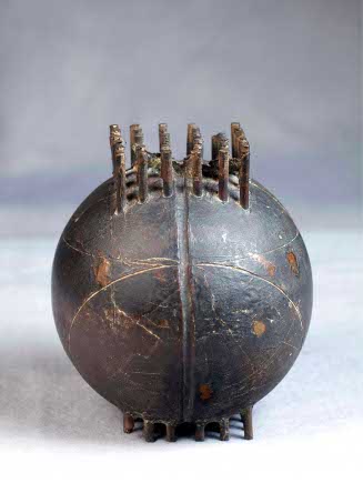 Untitled (sphere with spikes)