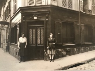(Corner of boulevard de la Chapelle and rue Fleury 76, June 18, 1921)
