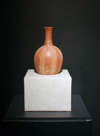 Tall-collared vase
